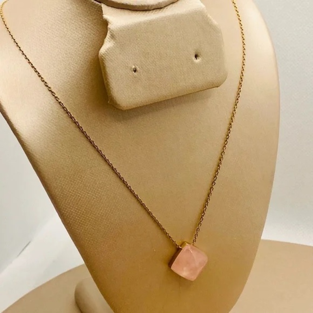 FINAL DROP ⬇️ Michael Kors Rose Quartz Necklace